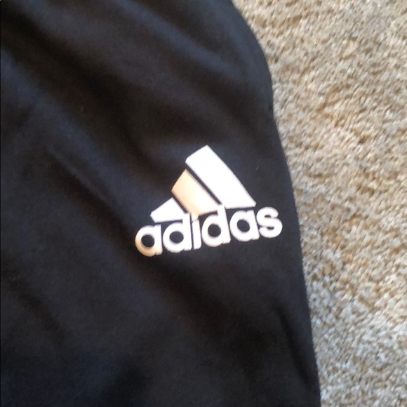 NWT Mens Adidas Black Essential Fleece Joggers - Picture 5 of 10